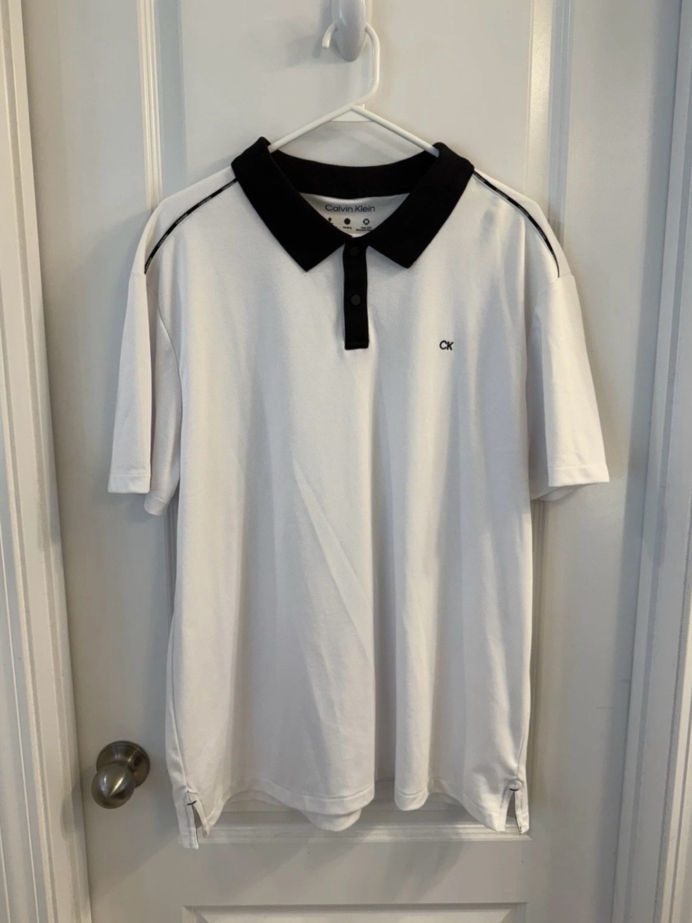 Calvin Klein White Polo with Black Collar and Trim Men’s Large